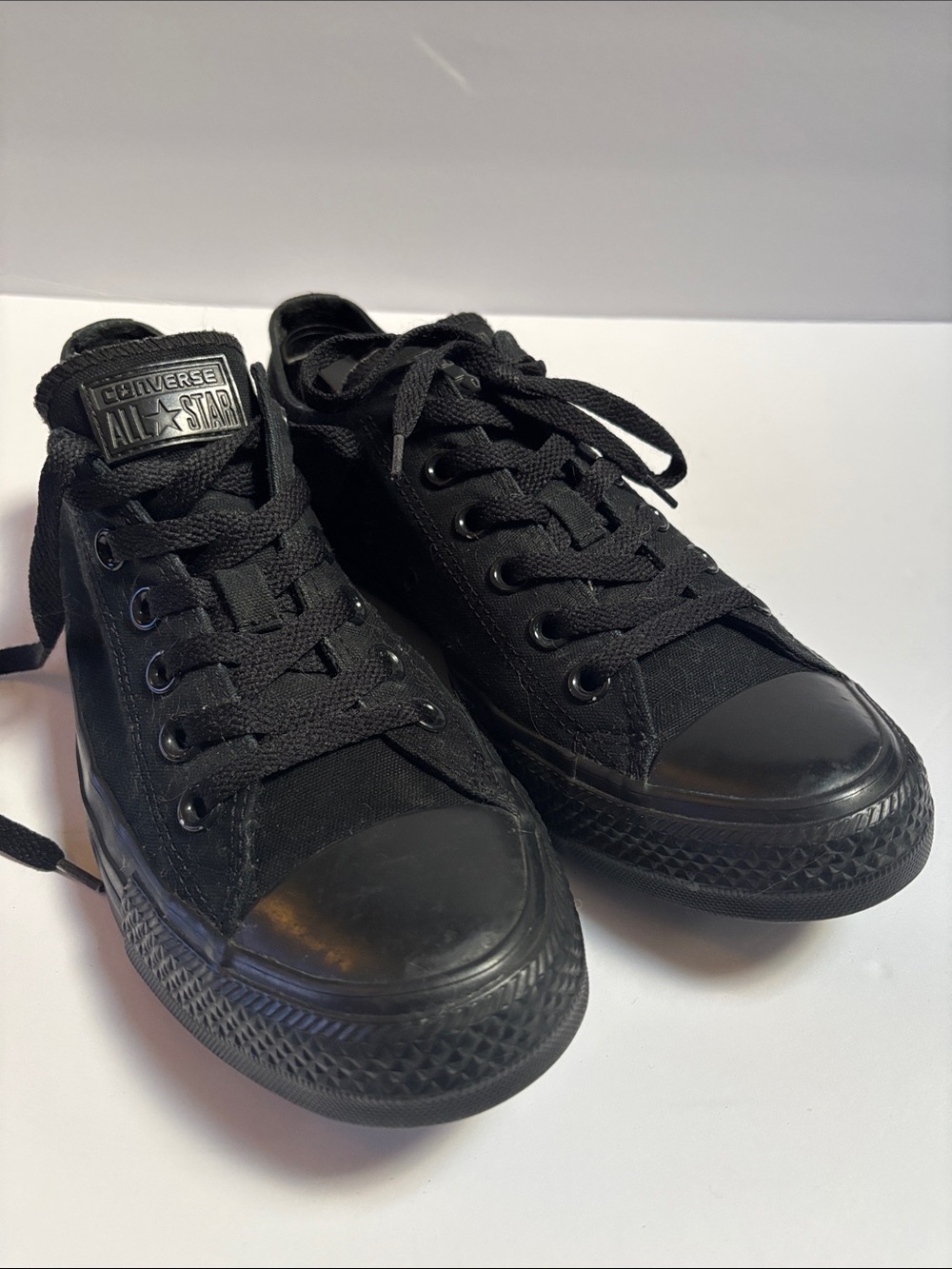 Converse uni-sex Black Low Top All Star Sneakers